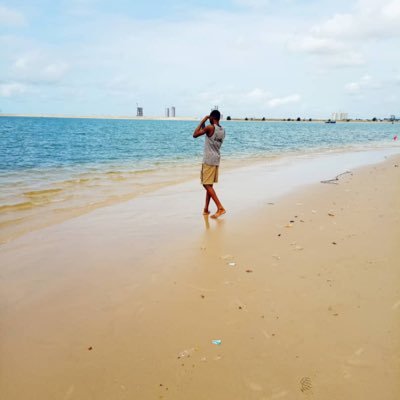 Toluwani025's profile picture. 