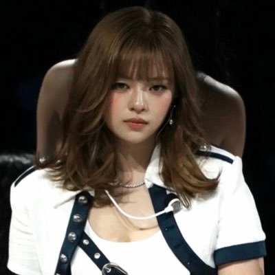 twiceluvv's profile picture. — lover and defender of THE girl group @JYPETWICE