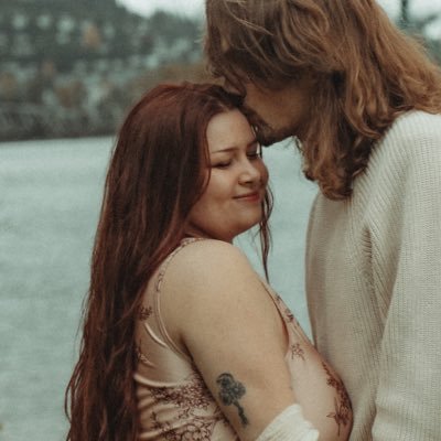 amazingtuesday's profile picture. hi im tues | tpwk | trying to have the courage to exist ♡ | gm | 🍉