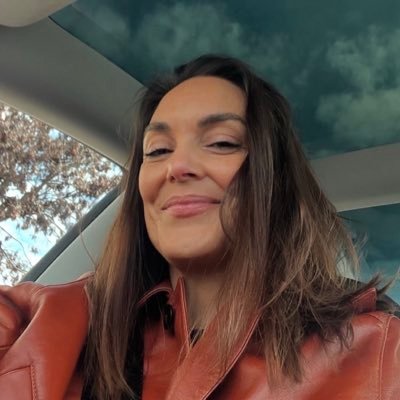 Evathegiver's profile picture. I’m the anonymous new lottery winner of $700 million giving $1 million to 1 person and $200k to my first 300 followers. No scam zone ❌ No Dm❌