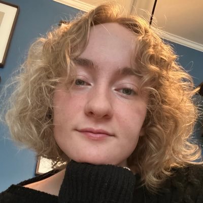 burnyourbinder's profile picture. IWF ambassador, former ROGD girl, T and double mastectomy at 14, detransed at 16, politically homeless but mutes liberally