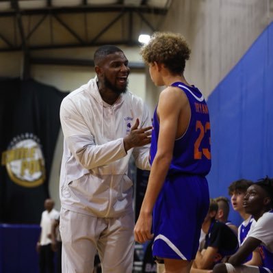 coachzknows's profile picture. 