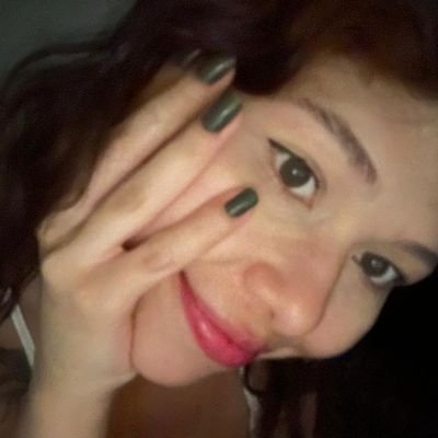 mzariaelis's profile picture. 