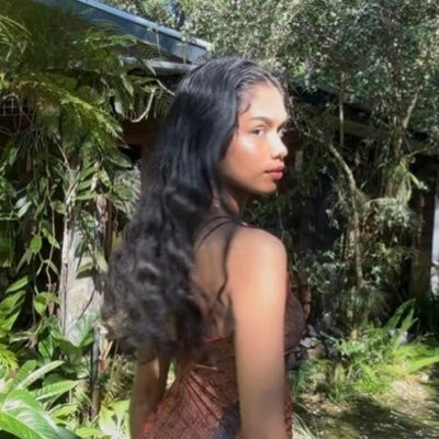 ManeeshaSem's profile picture. creating a rich inner world, healing the nervous system, manifesting a soft, sensual life as an apsarā🪷 https://t.co/xbdPQ2bMGV