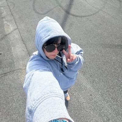 faeirypepper's profile picture. let me steal your jokes she/they 26