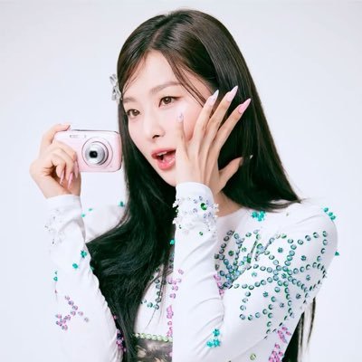 alexiej_'s profile picture. 