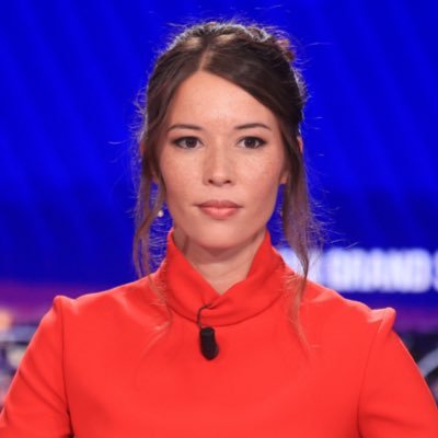 EmilieBrouss's profile picture. Journaliste présentatrice @BFMTV #BFMGRANDSOIR du vendredi au dimanche de 22h à minuit