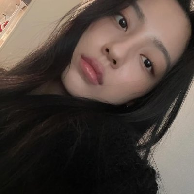 vezfyi's profile picture. 