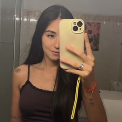 giovananakamura's profile picture. radialista televisiva & nursing assistant, 25.