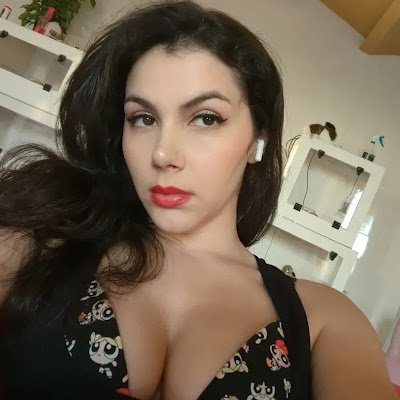 ChantalDes98854's profile picture. 