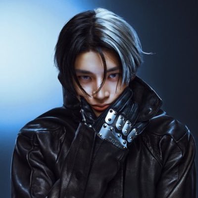 honeybunnybbee's profile picture. LOST ISLAND track #9