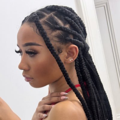 thebaileyrenee's profile picture. IG-therealbaileyrenee