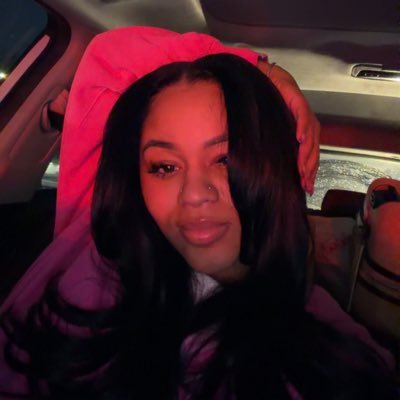 youuluvvdee's profile picture. 