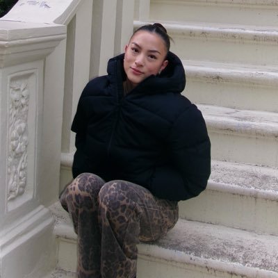 raesinsidescoop's profile picture. ³³³ do everything in love *ੈ♡⸝⸝⋆☽｡⋆