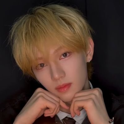 koala_bunnies's profile picture. 𝓗𝓞𝓜𝓔𝓡𝓐𝓒𝓔 𝓔𝓡𝓐 | FAN ZHEYI WILL DEBUT

SOOBIN🐰| HARUA🐰| ZHEYI🐰

LEOWONXIN DEBUT
FOREVER SUNFANPENG

TXT my solace ➕✖️➕ | KDM stan
