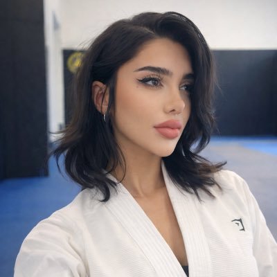 JuliaBayonetta's profile picture. 🤌🏼