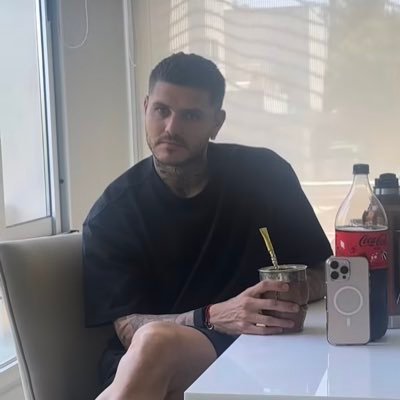 soyutsalanlamda's profile picture. 