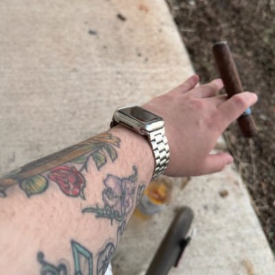 The_Ham_Berglar's profile picture. A fan of teams that lose in the playoffs (Except for the Oklahoma City Thunder)