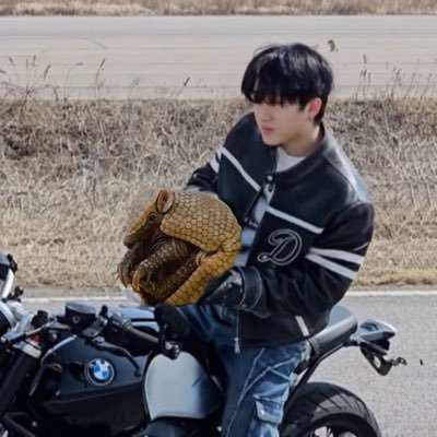 DDtrack4's profile picture. “ill love a god when he loves me back” big wood in bio🪵THANSU! :3 Softacoshell on ao3 https://t.co/33xjEoZMan 🩼 https://t.co/ZoTTp0GdZq