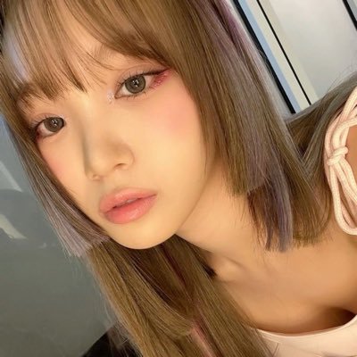 loovgguk's profile picture. 