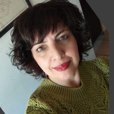 Efie_Ver_'s profile picture. 