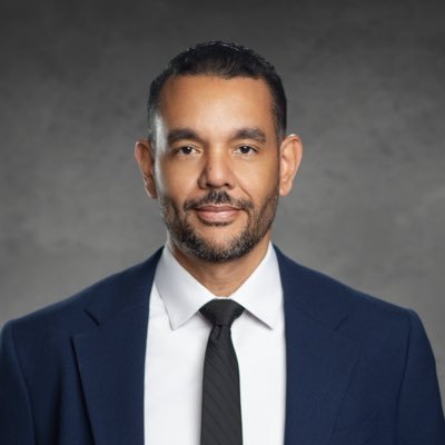 jmpuente14's profile picture. Filmmaker, girl dad of 3, sport lover, tri-atleta, triathlete, baseball’s fan.