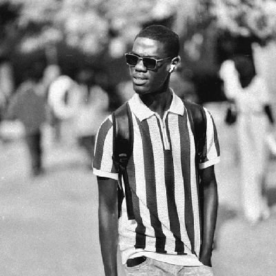 ababacar_d2501's profile picture. LEGEND NEVER DIE