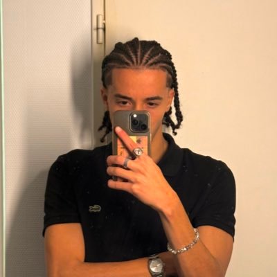 smbreda's profile picture. des fois j’rêve de la mer