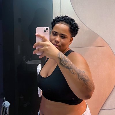 tavarescrff's profile picture. 