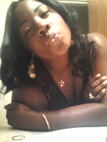 msshawna213's profile picture. educated WOMAN  proud mother,GOd fearing,