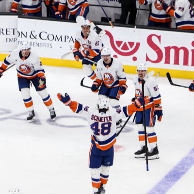 CMS6109's profile picture. Bad times don’t last, but bad guys do. #nyi #nym #nyj #sjubb #fantasyfootball #VivaLaStool #golf #wrestling #starwars #comics #4547