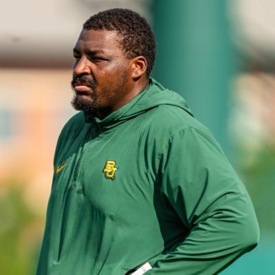 Cwatts64's profile picture. @BUFootball | #NFLAlum | #WTAlum #SicEm 🐻