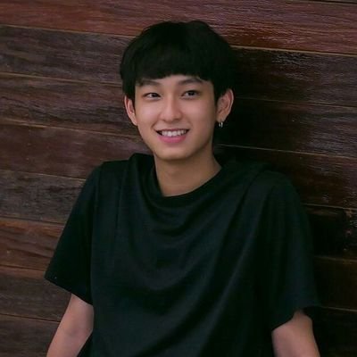 pendirianz's profile picture. 