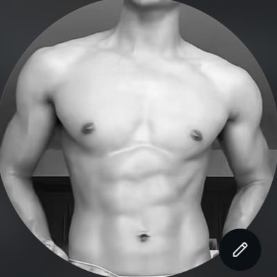 pojiesenta's profile picture. Newbie, curious bisex |