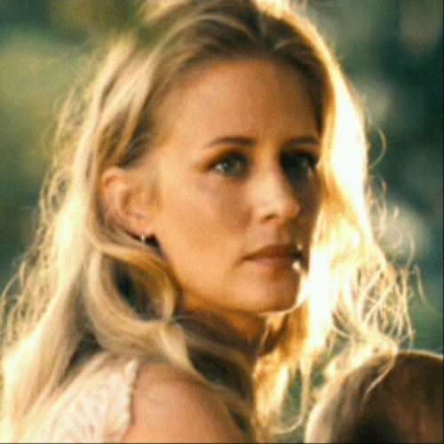 Mrs_SarahLennox's profile picture. I'm married to William lennox and i have daughter name annabelle lennox and I'm friends of the autobot #RF