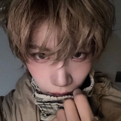 nairyy_'s profile picture. 