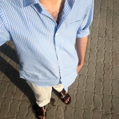 ukhawar0's profile picture. at the edge of life