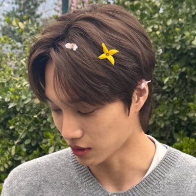 ninisinner's profile picture. 