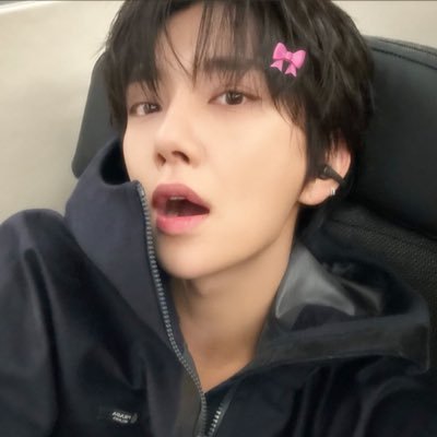 eliteshua's profile picture. caught up in a blissful feeling