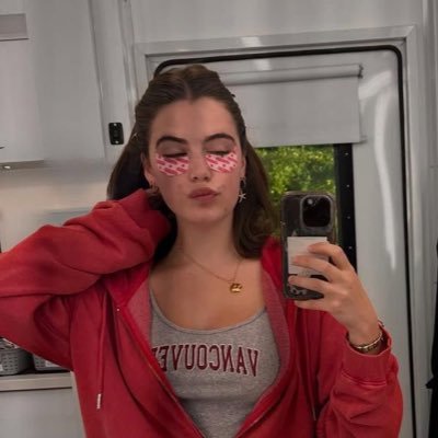 comentsmariaa's profile picture. fan acc✨ #offcampus \\ obcecada por chenford