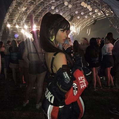 Vishhaka1's profile picture. 