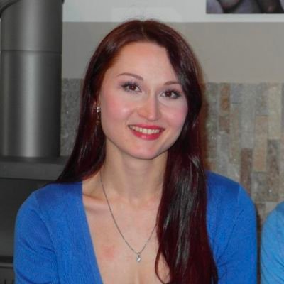 autopoesia42's profile picture. Ein Tisch in der Dämmerung. Gedankenexperimente statt Wahrheiten. Nur spielerisches Erkunden der Zwischenräume. Keine Antworten. Kommst du mit? 🚪