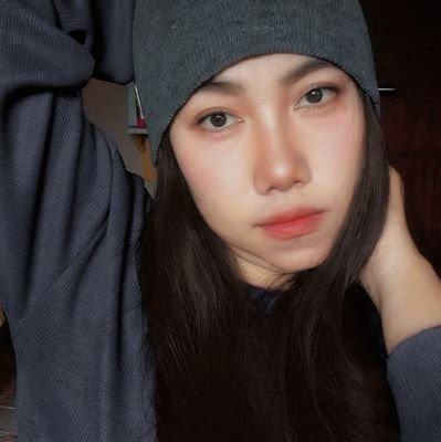 rosmalasari86's profile picture. 