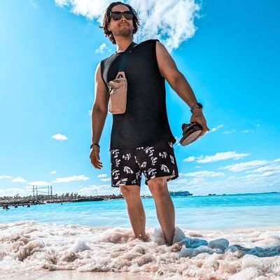 omar_gherd's profile picture. Woodbury University Grad | B.Arch | Designer          

      Fitness | Music | LAFC  ⚫🟡 Black & Gold 🇲🇽
https://t.co/o75DfuECpK