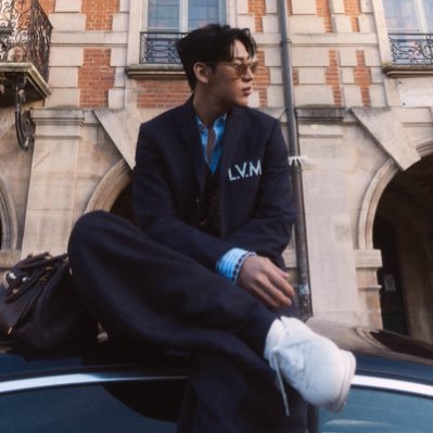 Moddang90923087's profile picture. ทาสรักของพี่แบมแบม🐍❤️🖤 //bambamNo.1 https://t.co/K9SrGXJikQ