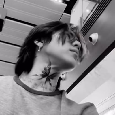 amusked's profile picture. https://t.co/YPYtpkVw5S charismatic man, Christian Yu. Part of IANCITY.