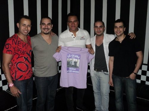 Um Fã Clube Oficial, do MELHOR Grupo de Pagode da Atualidade, SORRISO MAROTO. Bem vindos ao nosso espaço!! :)
