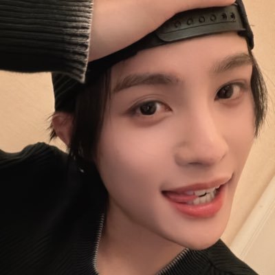 psbenjoyer's profile picture. private rant acc used to keep up about w6yv & lyy! | WayV enjoyer | if you wanna be moots pls follow @wayvwav instead TIA😉
