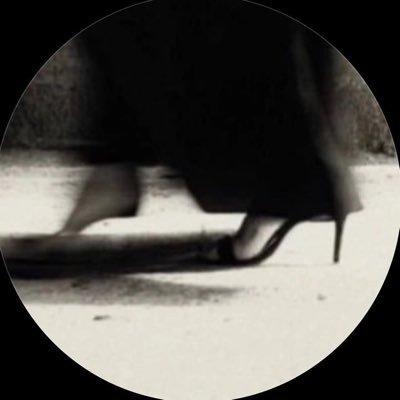 tviic2's profile picture. ”كل ما تعرفه عني… مجرد جزء مما أريدك أن تعرفه.