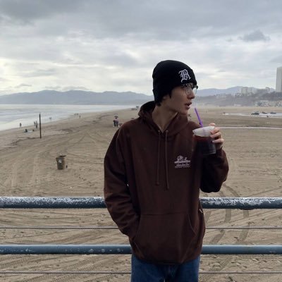 blancodiot's profile picture. enjoy every moment with me because one day i’m gonna block you